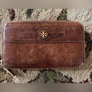 Tory Burch Leather Wallet